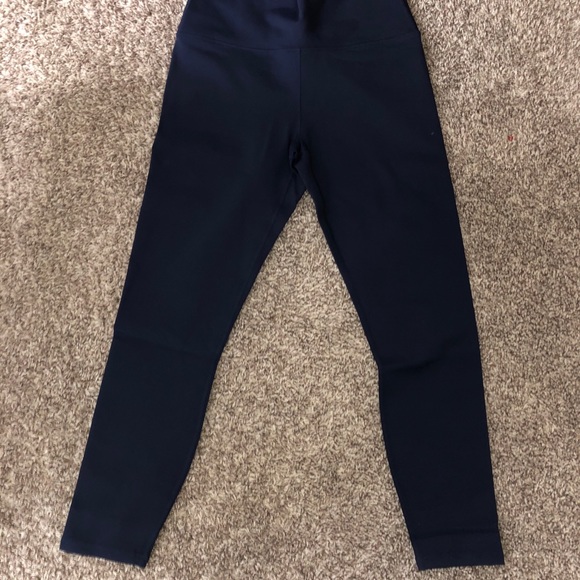 Fabletics leggings - Picture 3 of 4